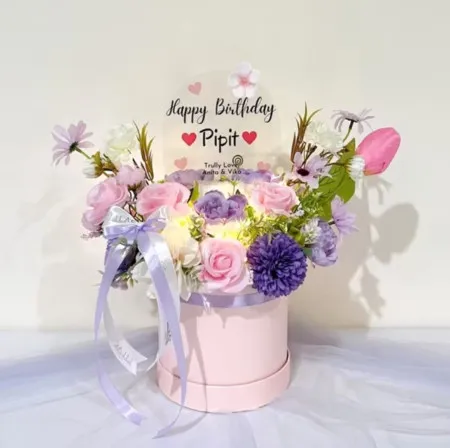 Bloom Box Akrilik Ucapan Ulang Tahun Badung